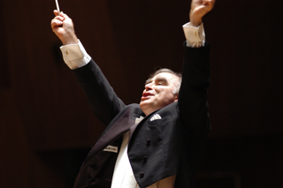 Roberto Benzi, conductor